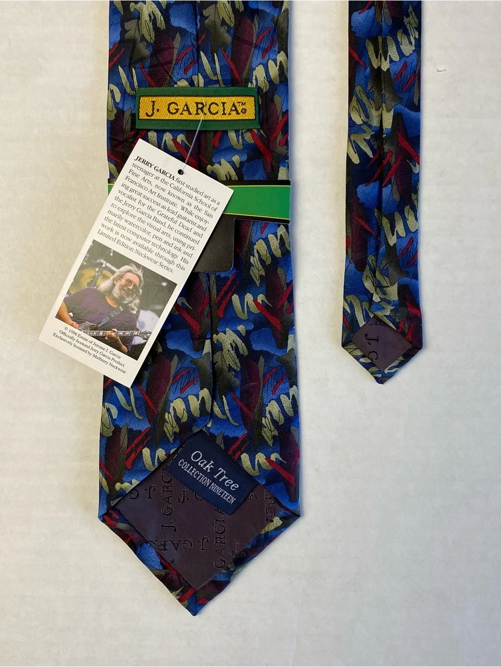 Jerry Garcia 100% Silk Tie Oak Tree NEW